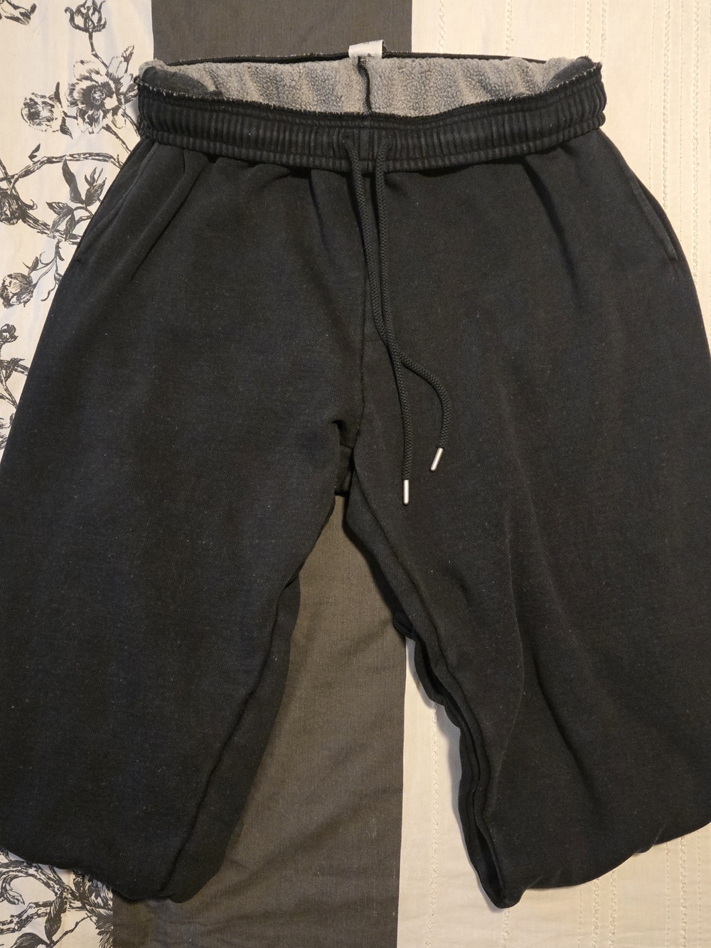 PINK Victoria's Secret Acid Black Sweatpants, Campus Tee & Hoodie with Pink Logo - Picture 6 of 10